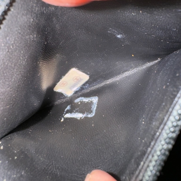 Chanel Crossbody Handbag Caviar Leather - Picture 10 of 16